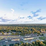 Skyline Penthouse With Sunset Views, Jacuzzi & Free Parking * Riga